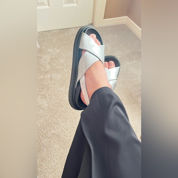 ALOHAS SANDALS 🩴 - Picture 9 of 9